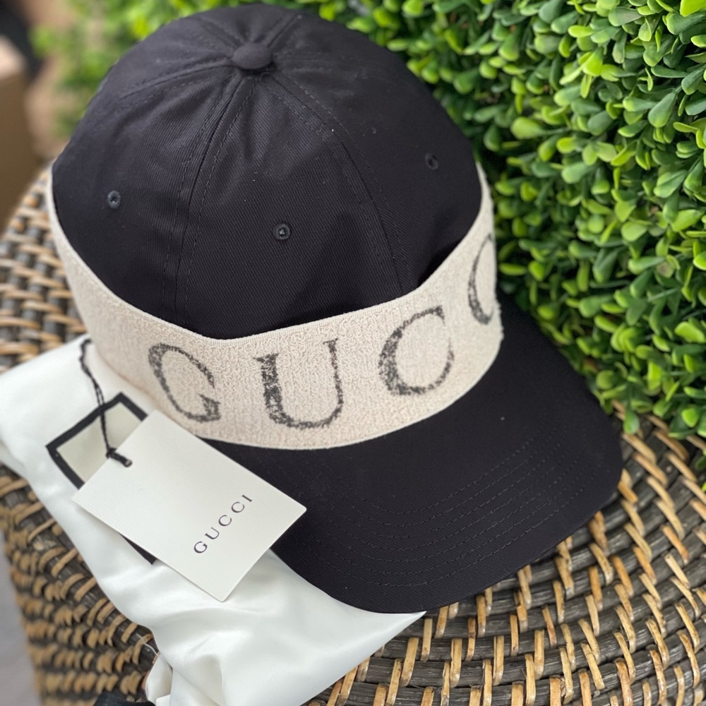 New Gucci with GUCCI Name Baseball Hat size L